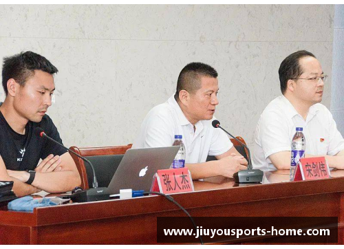 胡伟：足球之路与个人成长